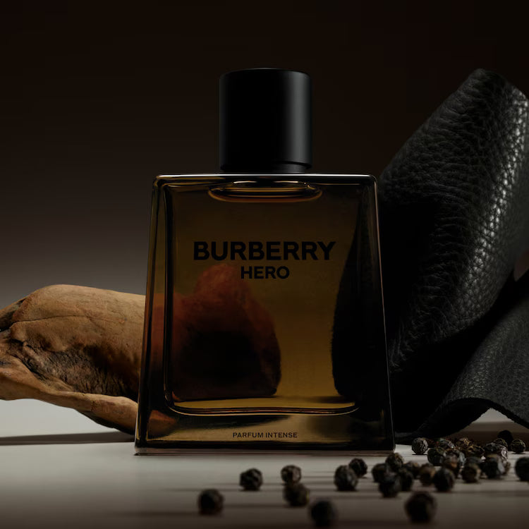 Burberry Hero Intense Parfüm 100 ml